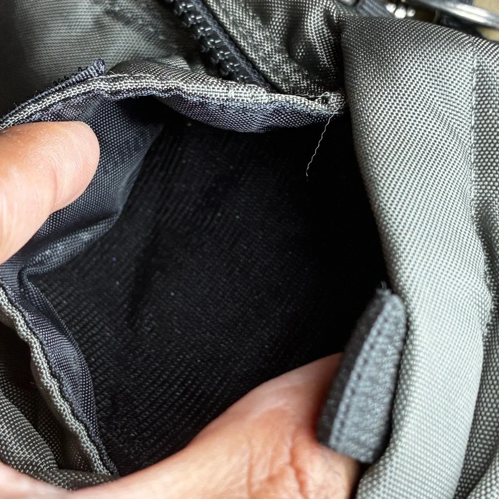 Canon‎ PowerShot Camera Bag Charcoal Gray Nylon Crossbody Shoulder Tech Case